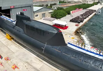 KRLD prezentuje atomowy okręt podwodny Hero ...