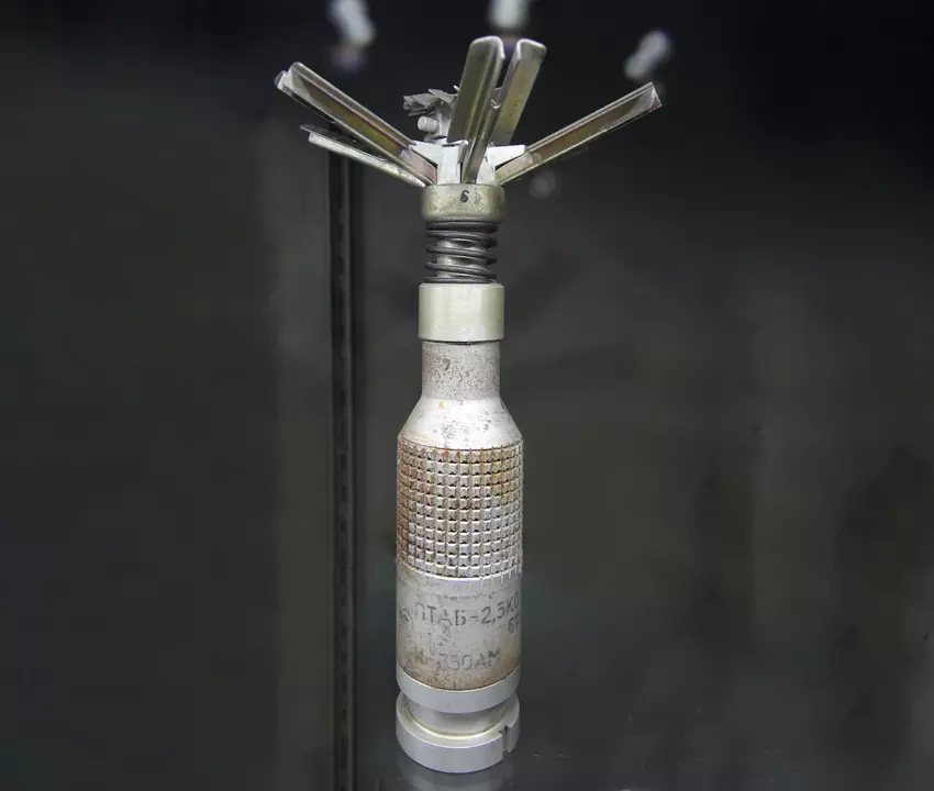 AFU zaczyna używać przeciwpancernych bomb lotniczych PTAB-2,5M z dronami