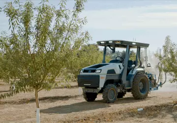 Monarch rozpoczyna produkcję bezzałogowych ciągników elektrycznych ...