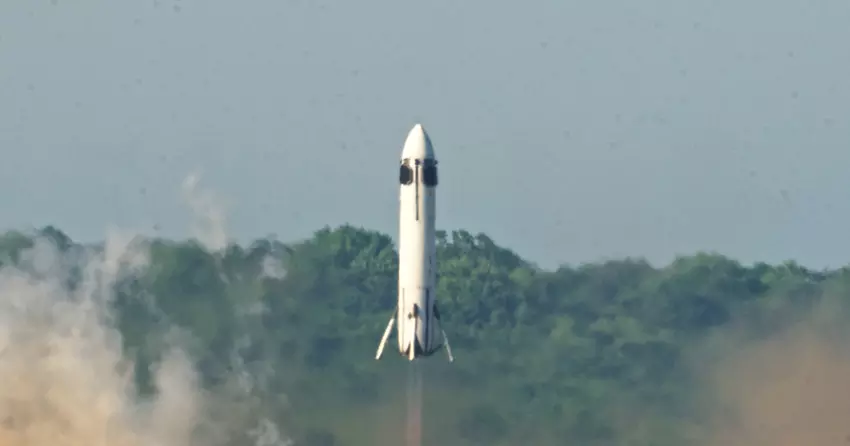 Honda pomyślnie wystrzeliła i wylądowała wielokrotnego użytku rakietą w Japonii