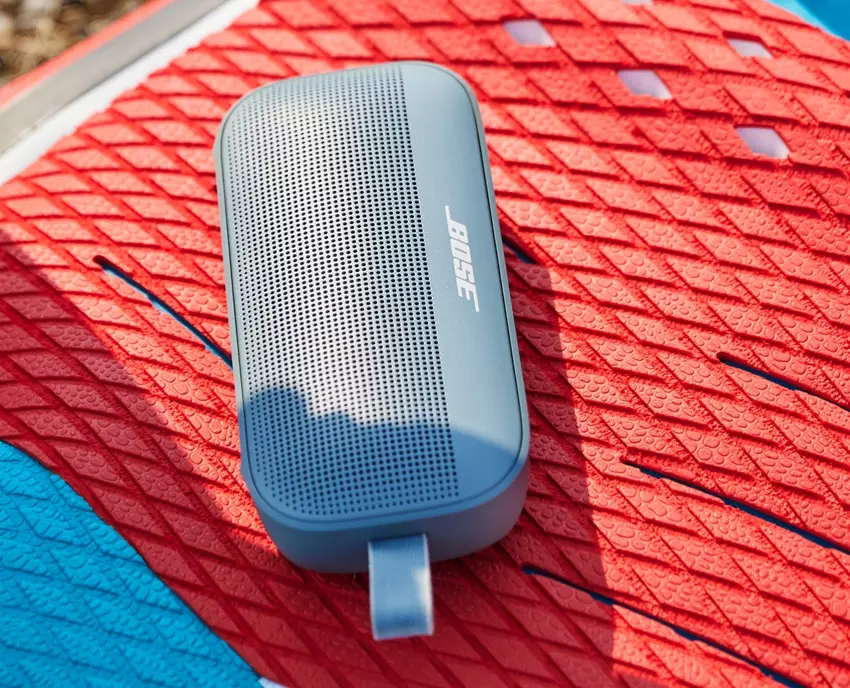 Bose Soundlink Flex: stopień ochrony IP67, do 12 godzin pracy na baterii, port USB-C, technologia PositionIQ i cena 149 USD