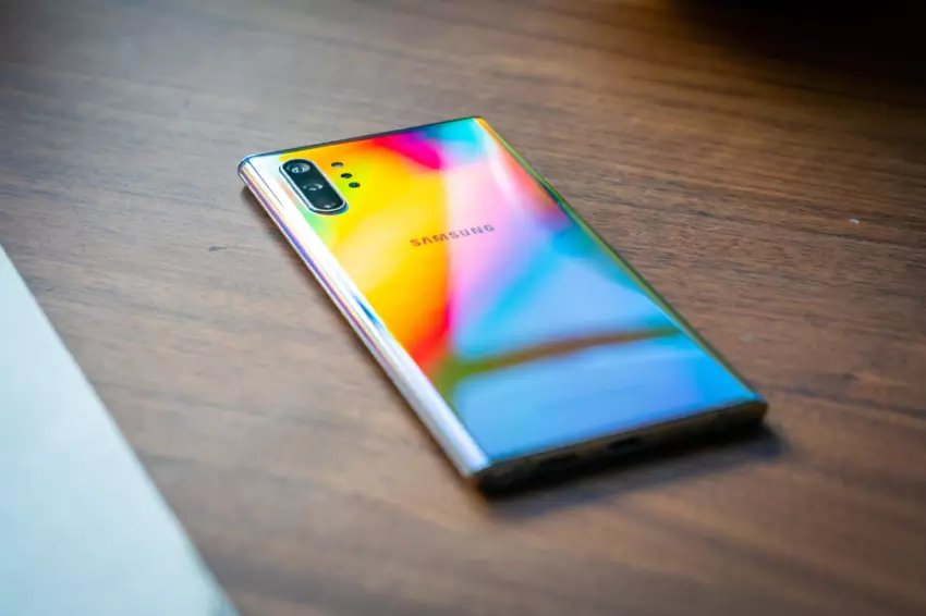 Teraz to oficjalne: Samsung wydała stabilną wersję Androida 10 z One UI 2.0 dla Galaxy Note 10 i Galaxy Note 10+