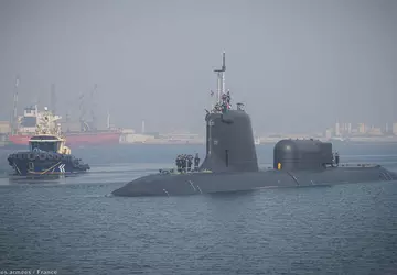 Francuska marynarka wojenna po raz pierwszy ...