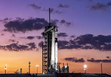 SpaceX wysyła Crew Dragona z czterema ...