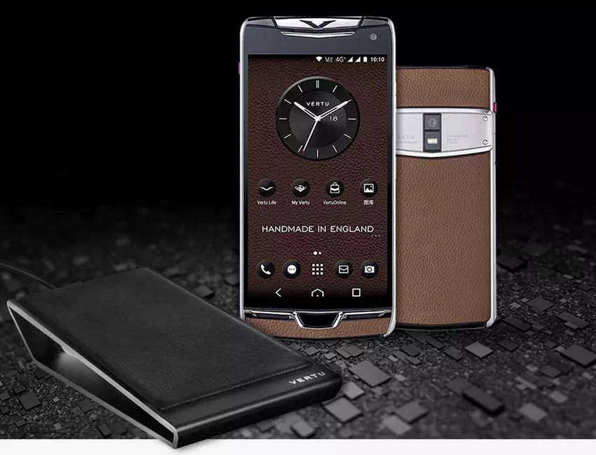 vertu-constellation-x-china-1.jpg