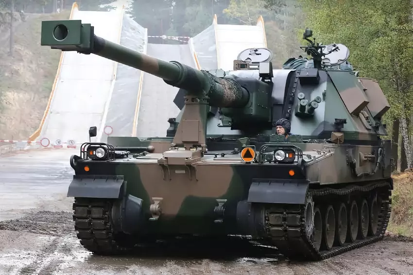 Ile polskich samobieżnych instalacji artyleryjskich AHS Krab otrzymało Ukraina