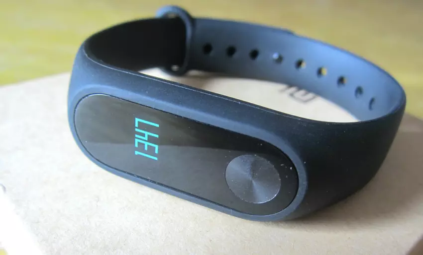 xiaomi-mi-band-3-1.jpg
