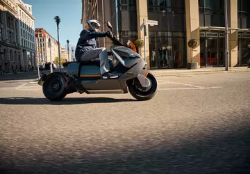 BMW uruchamia masową produkcję skutera elektrycznego ...