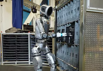 Wygląda jak człowiek, działa lepiej: Boston ...