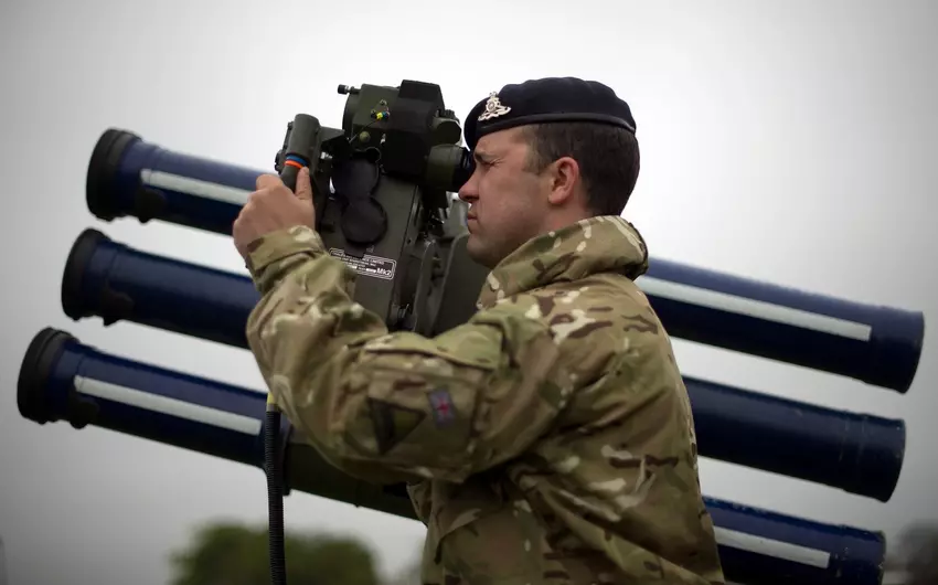 Wielka Brytania przeznaczy na Ukrainę kolejne 1 200 000 000 dolarów: pieniądze te zostaną przeznaczone na zakup systemów obrony przeciwlotniczej, bezzałogowych statków powietrznych i sprzętu rozpoznawczego