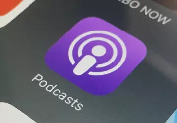 Teraz podcastów firmy Apple można słuchać ...