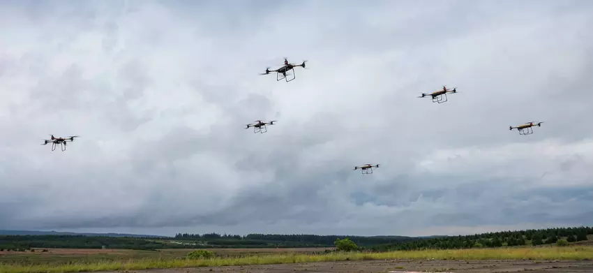 Rój dronów transportowych TRV-150