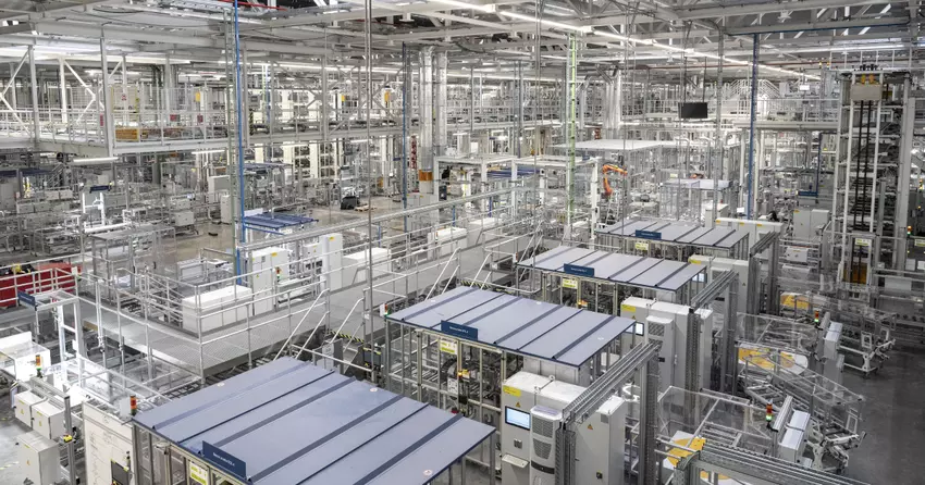 Zakład montażu akumulatorów Seat.