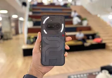 Rozpoznawalny i elegancki: projektant pokazał, jak ...