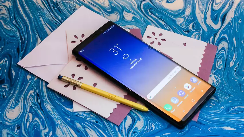 Stary człowiek Samsung Galaxy Note 9 otrzymał nową aktualizację oprogramowania
