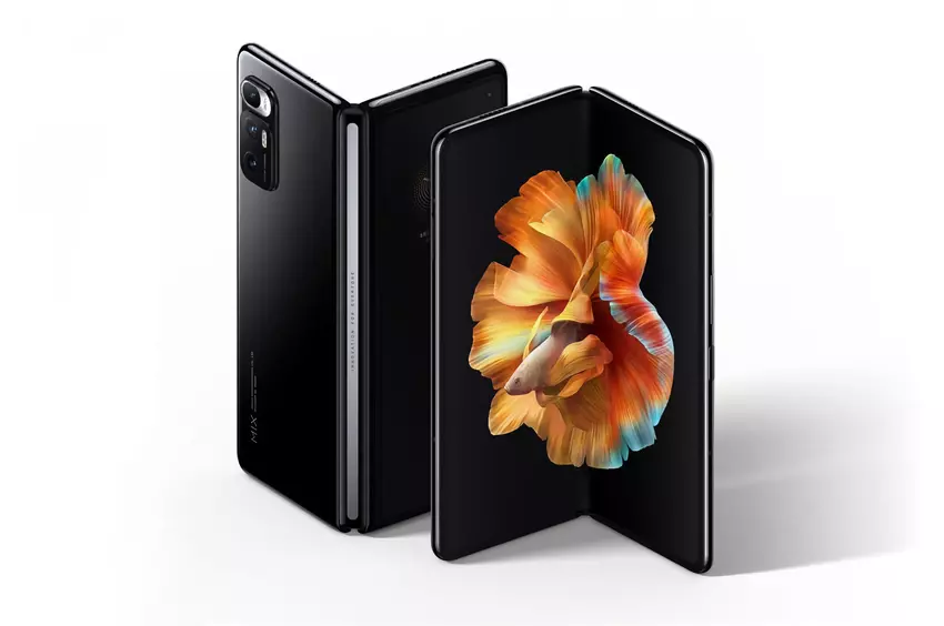 Lepiej późno niż wcale: Xiaomi Mi Mix Fold zaczął otrzymywać aktualizację Androida 12