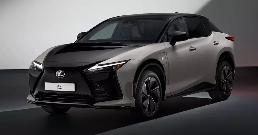 Lexus zaprezentował zaktualizowany RZ (2025): więcej mocy, kierownica przewodowa i wirtualna "mechanika"