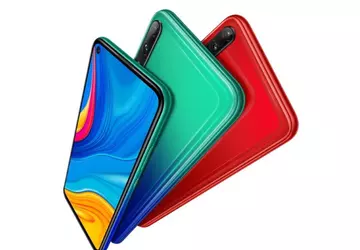 Huawei Enjoy 10 z wycięciem na ...