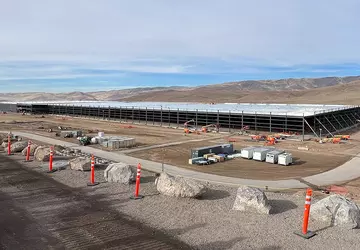 Główna konstrukcja stalowa została ukończona w ...