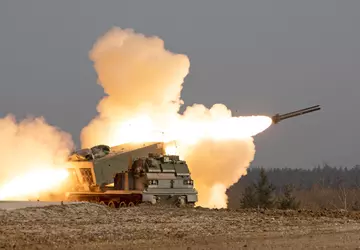 Niemcy przekazują Ukrainie nową partię systemów ...