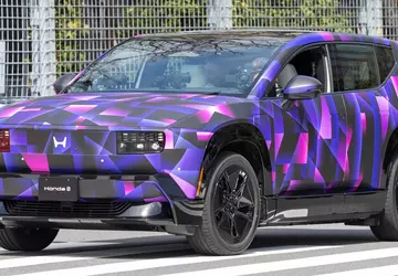 Max Verstappen prowadził jeszcze nie wypuszczony ...