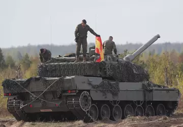Hiszpania rozpoczyna naprawę czołgów Leopard 2 ...