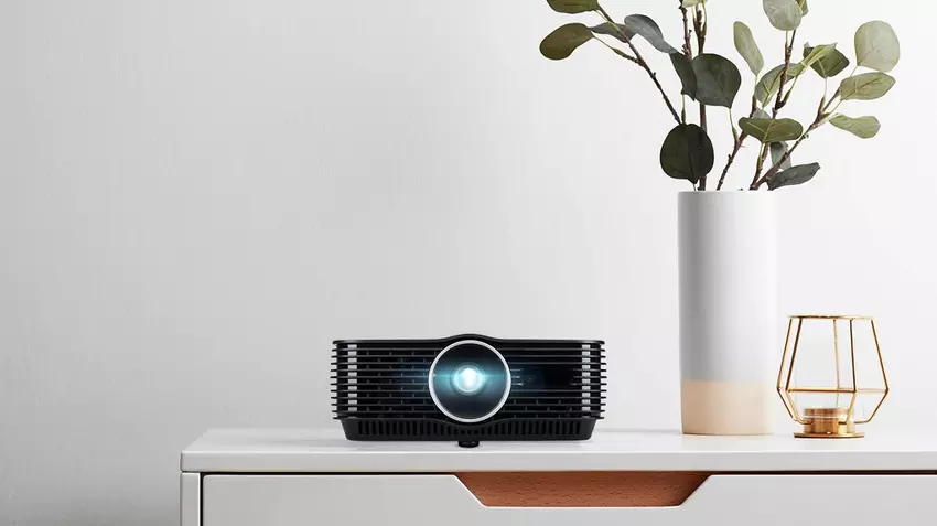 Acer B250i technologia LED