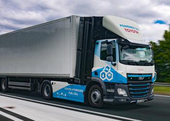 Toyota uruchomiła wodórkowe ciężarówki do dostarczania ...