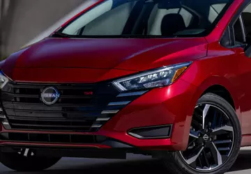 Ostatni model samochodu z pięciobiegową skrzynią ...