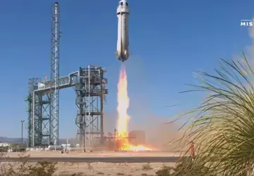 Blue Origin wysłał turystów w kosmos ...