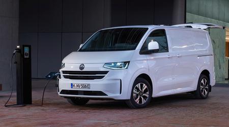Volkswagen dodał nowe wersje elektryczne Transportera Shuttle i Kombi