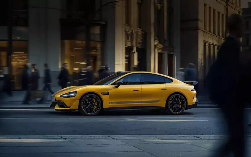 Xiaomi prezentuje SU7 Ultra: elektryczny sedan, który przyspiesza do 100 km/h w 1,98 sekundy