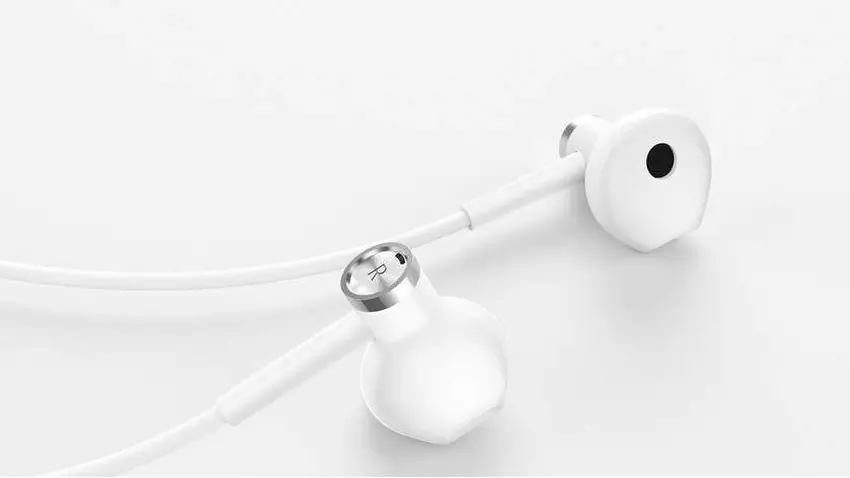 xiaomi-mi-half-in-ear-headphones-m.jpg