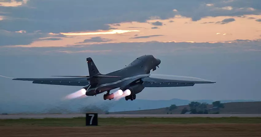 USA wysyłają naddźwiękowe bombowce strategiczne B-1B Lancer do Korei Południowej po raz pierwszy od 2017 r.