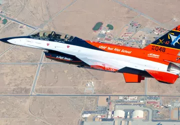 Pierwsza amerykańska próba w locie myśliwca ...