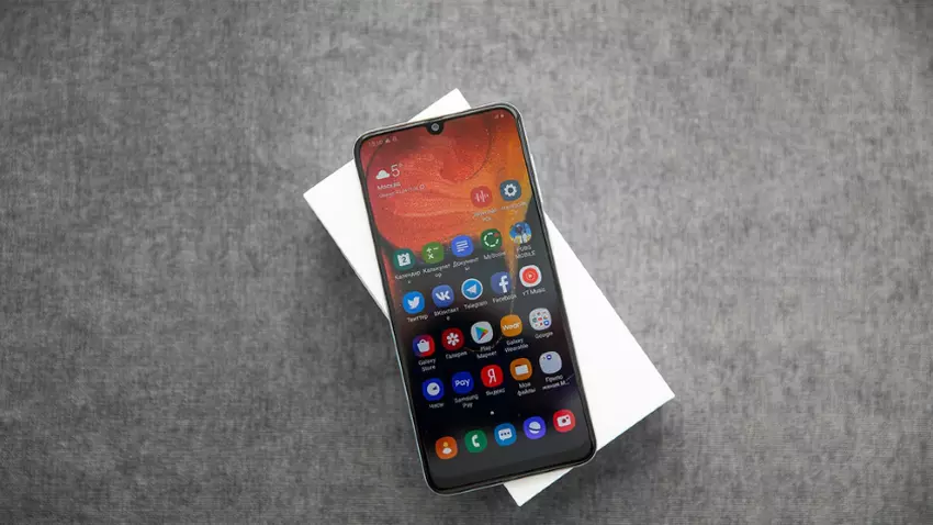 Samsung Galaxy A50 otrzymał nowy system aktualizacji: ulepszona praca kamery i Wi-Fi