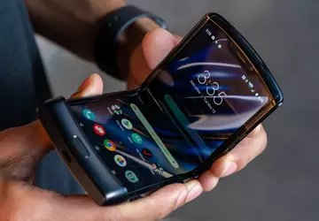 Motorola oświadcza, że ​​elastyczny wyświetlacz RAZR ...