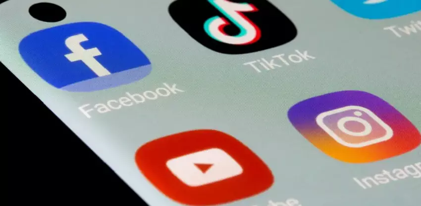 Powrót do żywego kontaktu: w Teksasie przygotowywany jest zakaz mediów społecznościowych dla dzieci i nastolatków