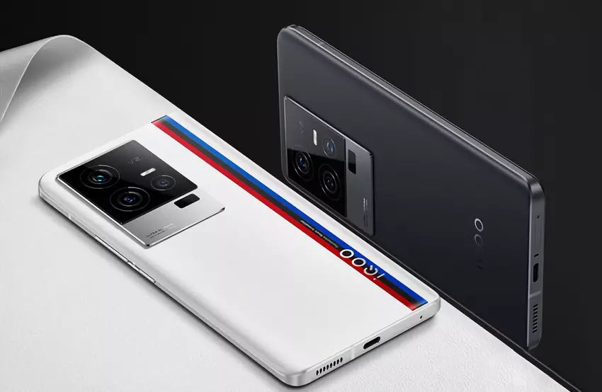 iQOO 11 z wyświetlaczem 2K 144Hz, układem Snapdragon 8 Gen 2 i ładowaniem 120W zapowiedziane poza Chinami