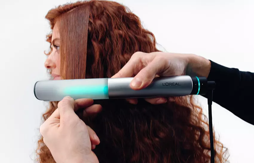 L'Oreal Light Straight + Multi-styler