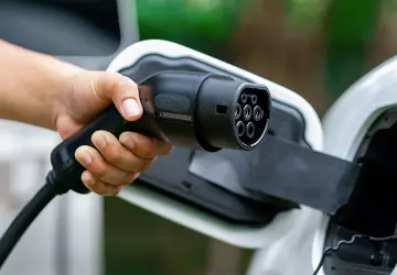 GM, Ford, Toyota i inni producenci ...