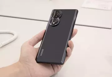 Snapdragon 782G i dwa moduły przednie ...