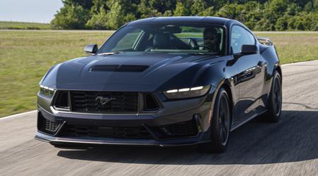 Benzynowy Ford Mustang znów wyprzedził elektryczny Mach-E pod względem sprzedaży w USA