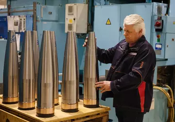 Norwegia przeznaczy 1,2 mld koron na ...