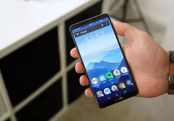 Trzy-komorowy flagowy Huawei P20 pojawił się ...