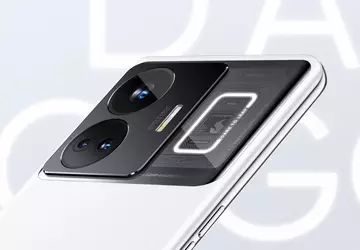 Plotka: realme pracuje nad smartfonem realme ...