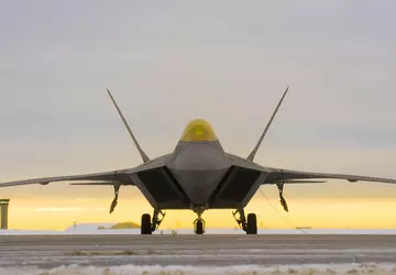 F-22 Raptor obchodzi swoje 25 urodziny ...