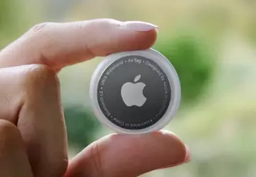 Bloomberg: Apple wprowadzi AirTag 2 z ...