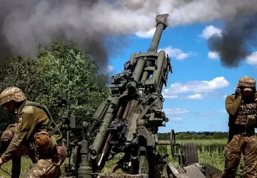 Brytyjska firma BAE Systems rozpoczyna naprawę, ...