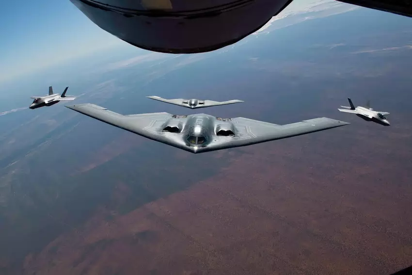 USA wysyłają bombowce stealth B-2 Spirit do Australii